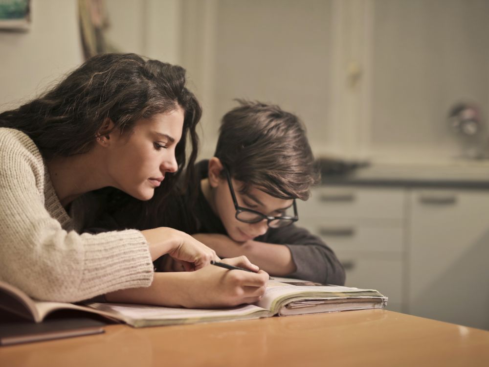 Child drawing during therapy